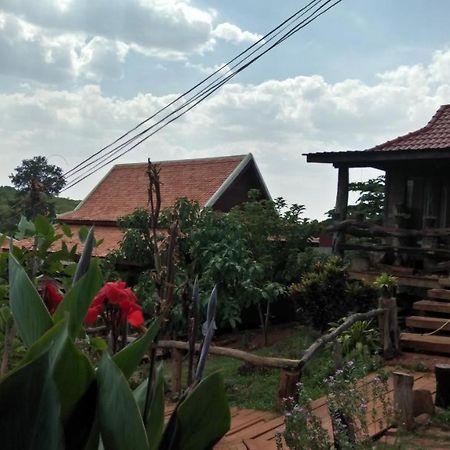 Ratanak Tep Rithea Homestay Banlung Экстерьер фото